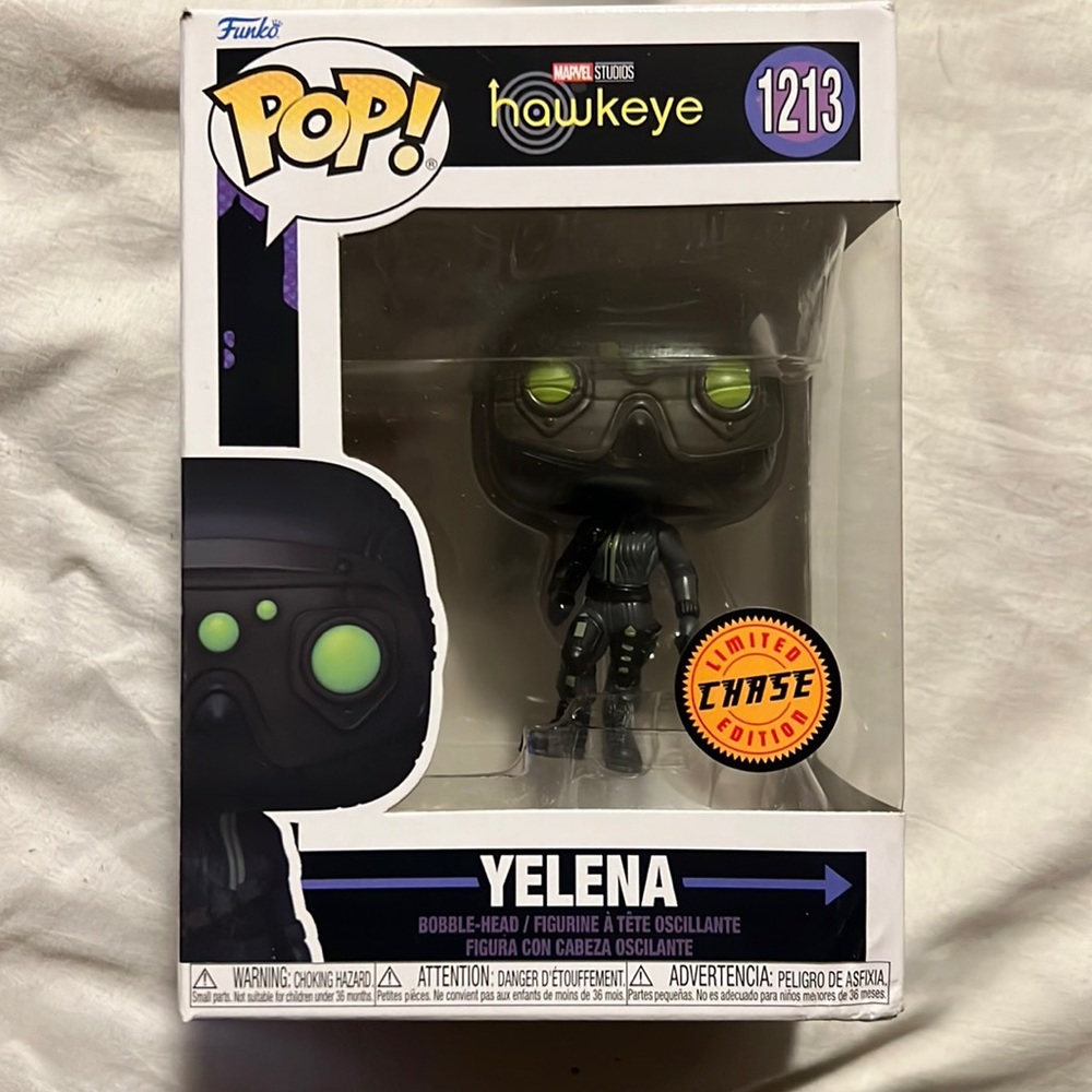 Funko pop HAWEYE Yelena chase